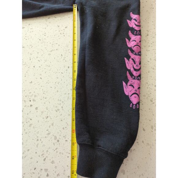 There’s A Devil At My Door Sweatshirt Long Sleeve Adult Size Medium - Picture 5 of 8